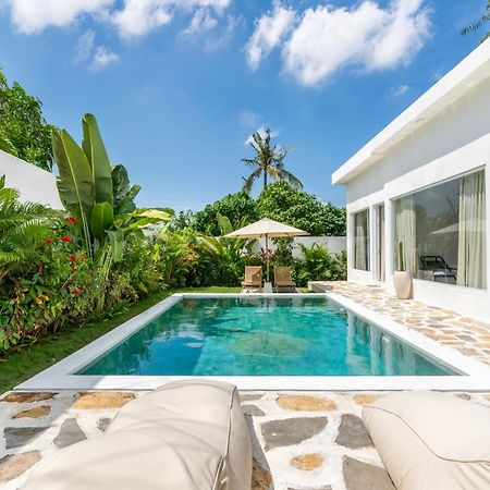 Villa Primarosa - Charming 3Br Villa With Rooftop Munggu Exterior photo